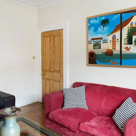 Feriehus 3 Bedroom Townhouse Close To City Centre Mouy60 *