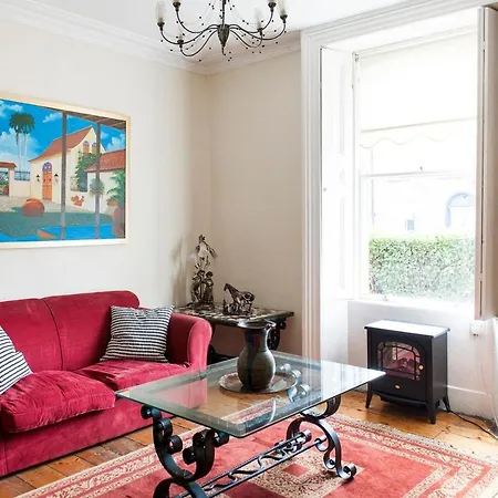3 Bedroom Townhouse Close To City Centre Mouy60 * דבלין
