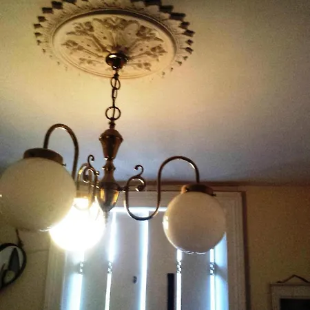3 Bedroom Townhouse Close To City Centre Mouy60 * Dublin