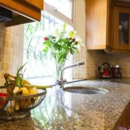 3 Bedroom Townhouse Close To City Centre Mouy60 * דבלין