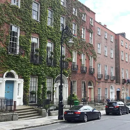 3 Bedroom Townhouse Close To City Centre Mouy60 Dublin