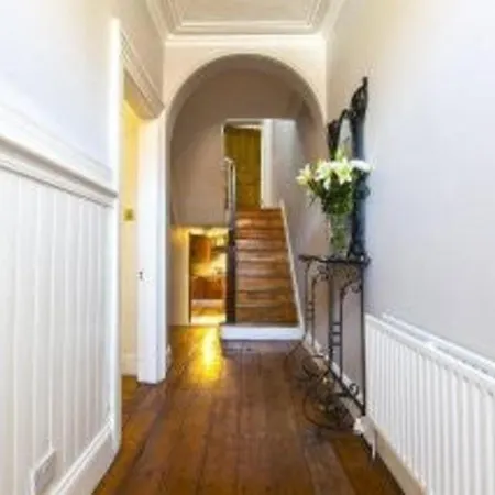 3 Bedroom Townhouse Close To City Centre Mouy60 * Dublin